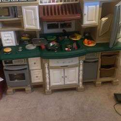 Kids Play Kitchen 