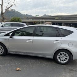 2013 Toyota Prius V