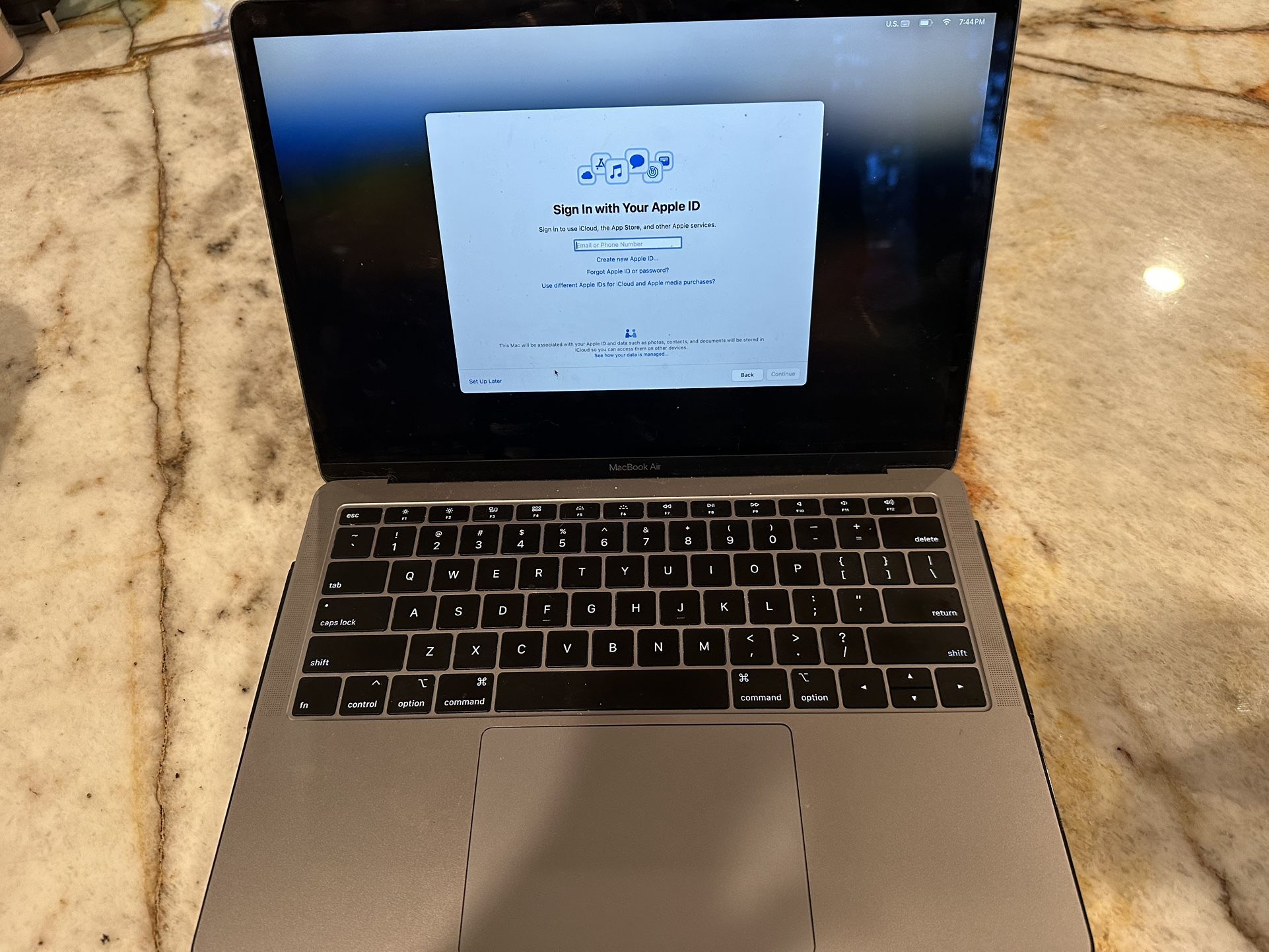 MacBook Air Retina 13 Inch 2018