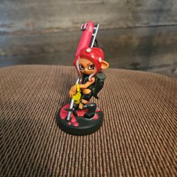 Octoling Girl Amiibo