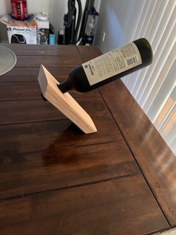 Floating Wine Bottle Holder
