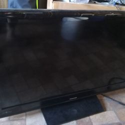 TOSHIBA  50" TV