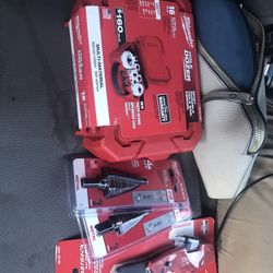 NEW MILWAUKEE AND KLEIN HAND TOOLS DRILL BITS HOLE SAW