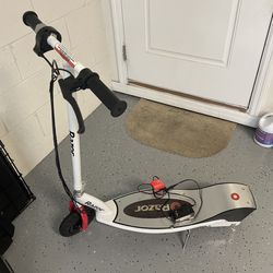 Scooter razor