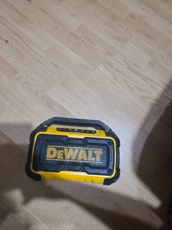 Dewalt Bluetooth Speaker 20V