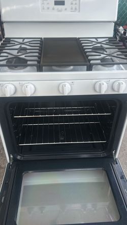GE Gas Stove (Semi New)