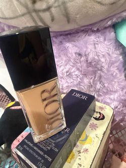 Dior glow forever foundation
