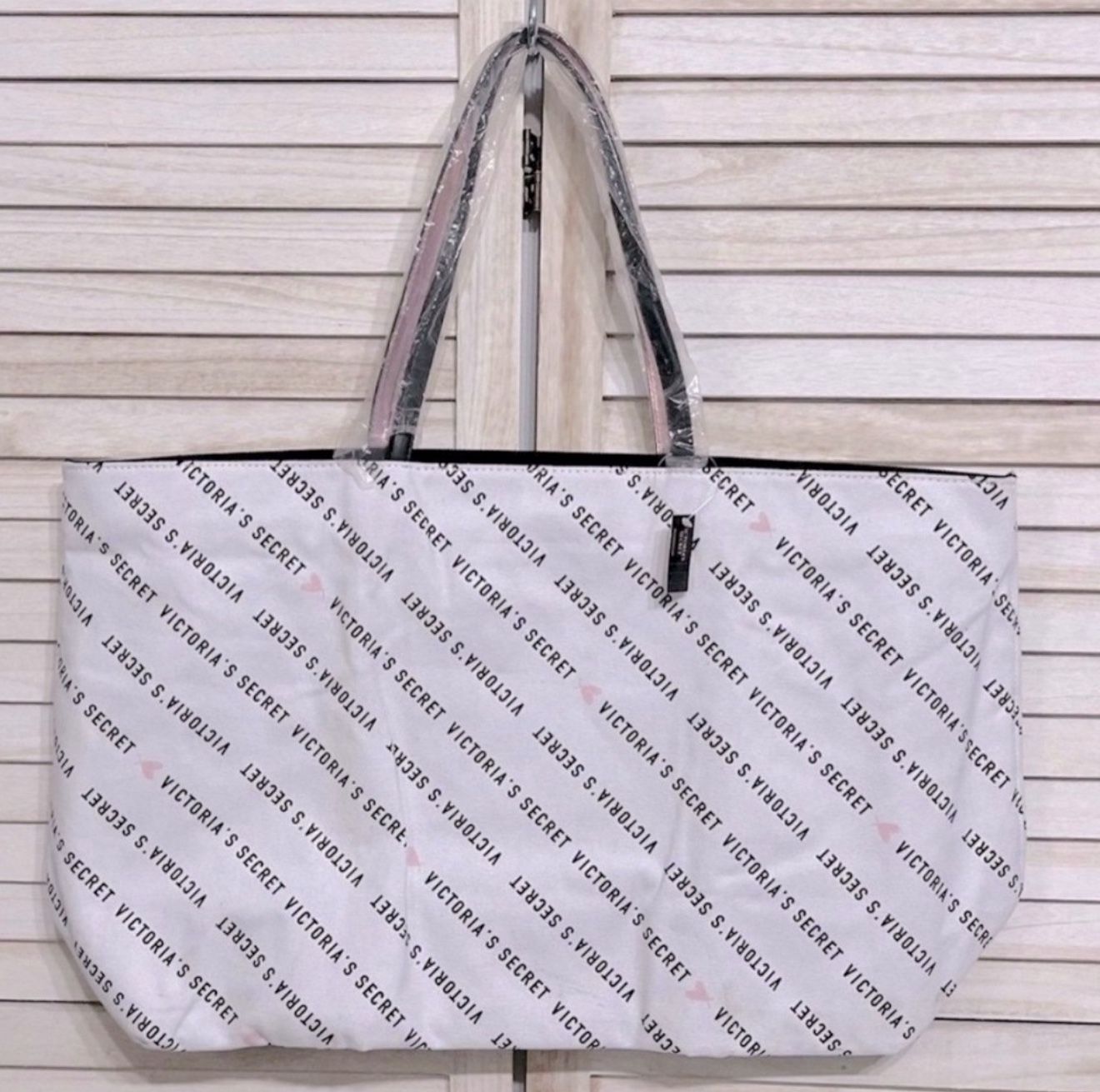NWT Victoria's Secret 2019 Logo XLarge Never Full Tote Bag PRICE FIRM