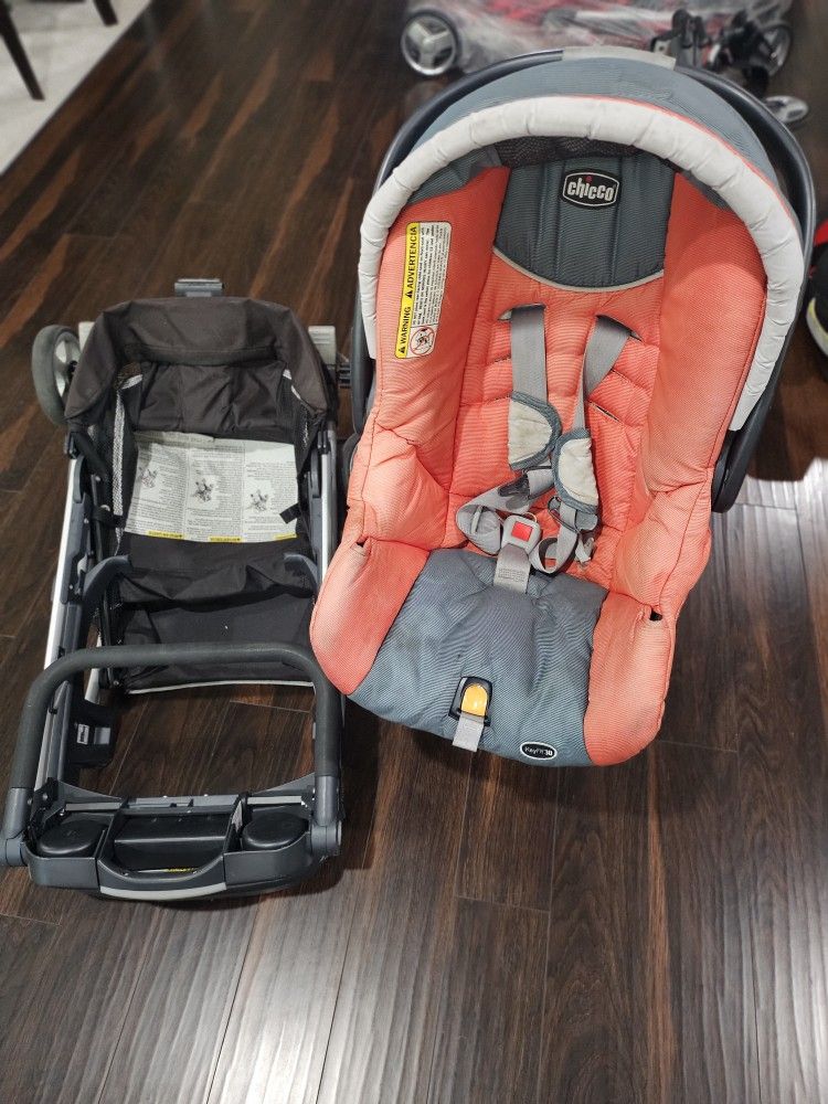 Free- Infant Stroller And Car Seat