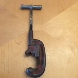 RIDGID Heavy-Duty Pipe Cutter 1/8 in. to 2 in. Model 2-A Adjustable Working in excellent condition