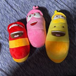 Larva Plushies 