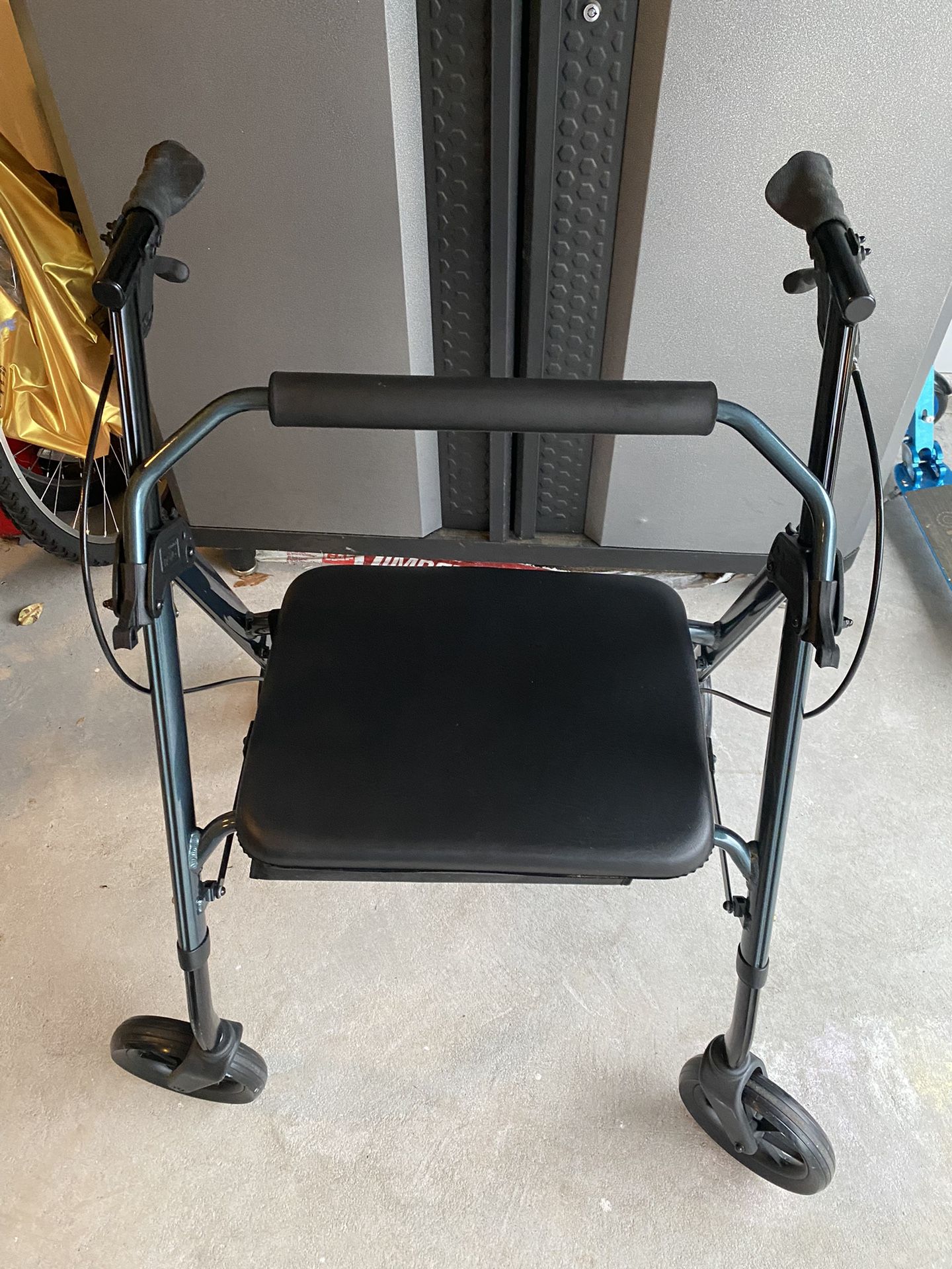 Nova Star Heavy Duty Rollator Walker