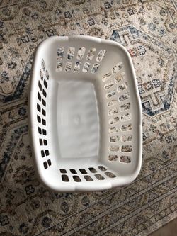 White Sterlite Laundry Basket