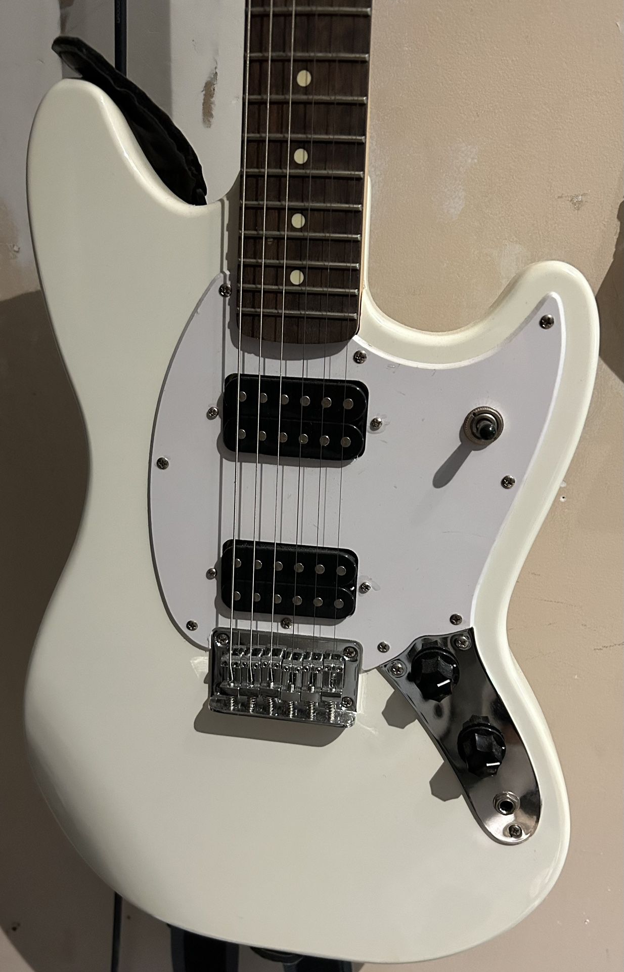 Cream Colored Squier Bullet Mustang Electric Guitar 