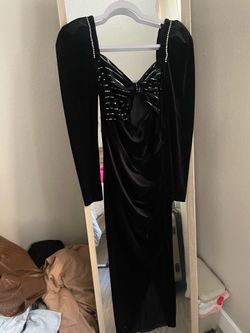 Women’s dresses
