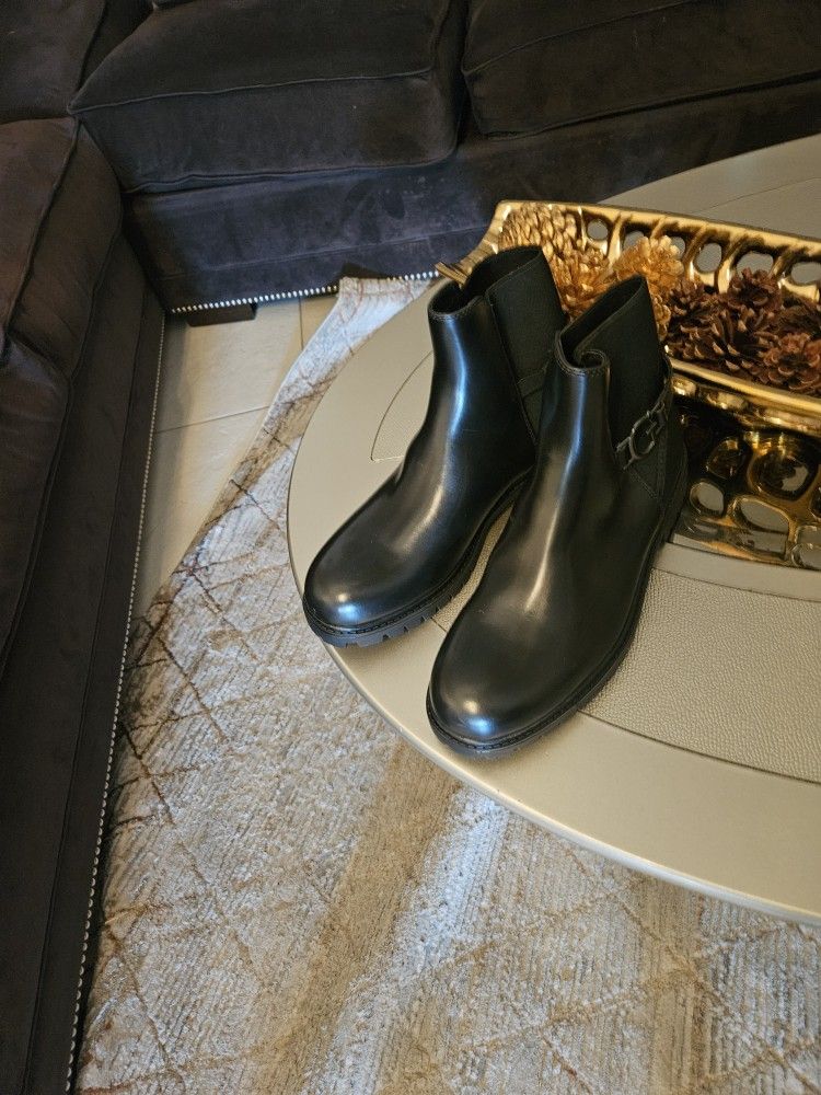 Women Guess Shoes Black Boot Size 9