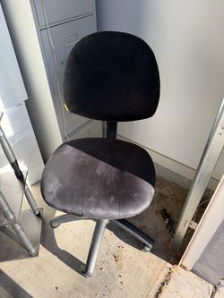 Black Fabric Office Chair with Wheels
