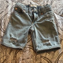 Levi’s Shorts Size 4