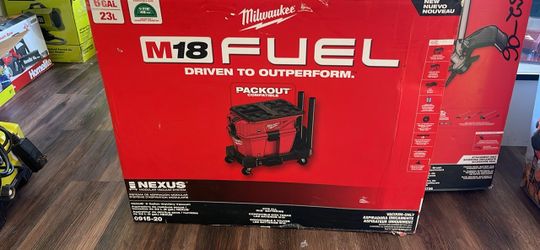 Milwaukee M18 FUEL NEXUS 6 Gal Wet/Dry Vacuum