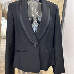 Banana Republic Black Women’s Tuxedo Jacket Size 10, Immaculate!