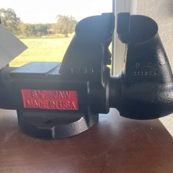 6 -1/2 USA Vise 