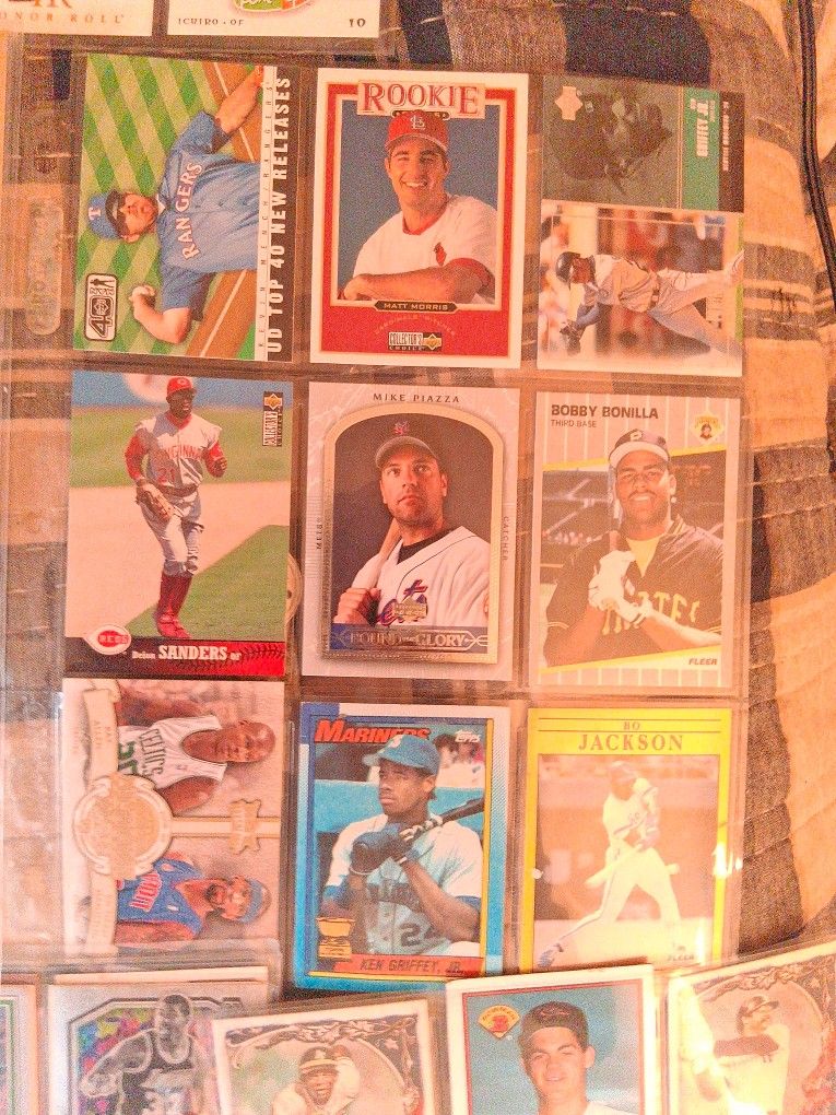 Sports Cards Collectibles & Art