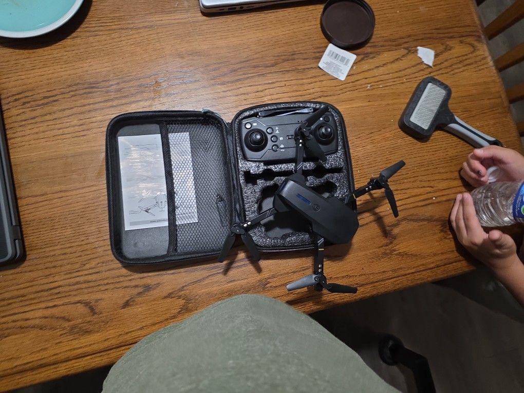 Drone For 25$ No Battery Needs A Rechargeable Battery Controller Does Not Have Batteries.