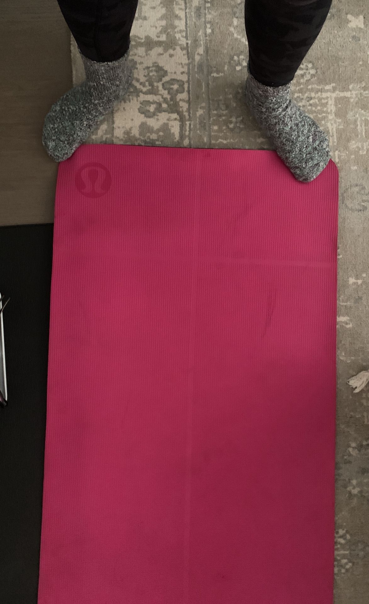 Lululemon pink yoga mat