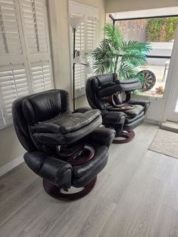 Black Leather Lounge Chairs