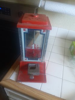 Penny ARCADE GUMBALL MACHINE. REDUCED PRICE