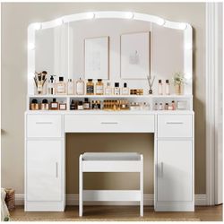 😀 usikey Makeup Vanity with Lights, Vanity Desk, Makeup Vanity Table with 3 Drawers, 2 Cabinets & Long Storage Shelf, 10 Led Lights