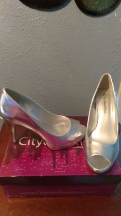 Sz7 ladies peeptoe heel (nib)