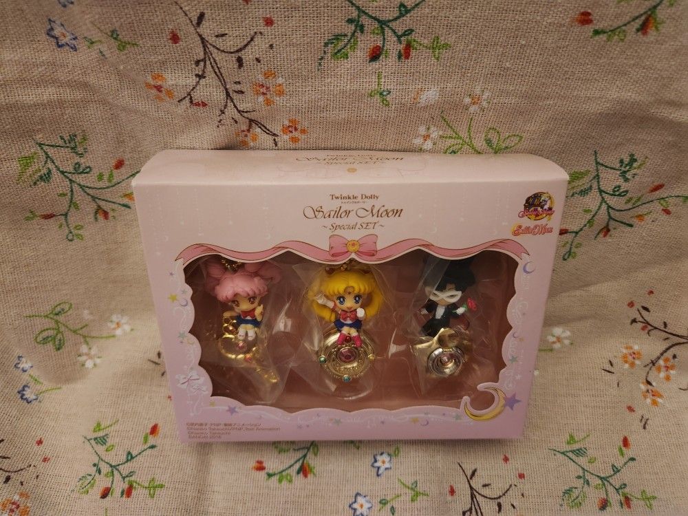Bandai Sailor Moon 20th Twinkle Dolly Mini Figure Key Chain Special Set of 3