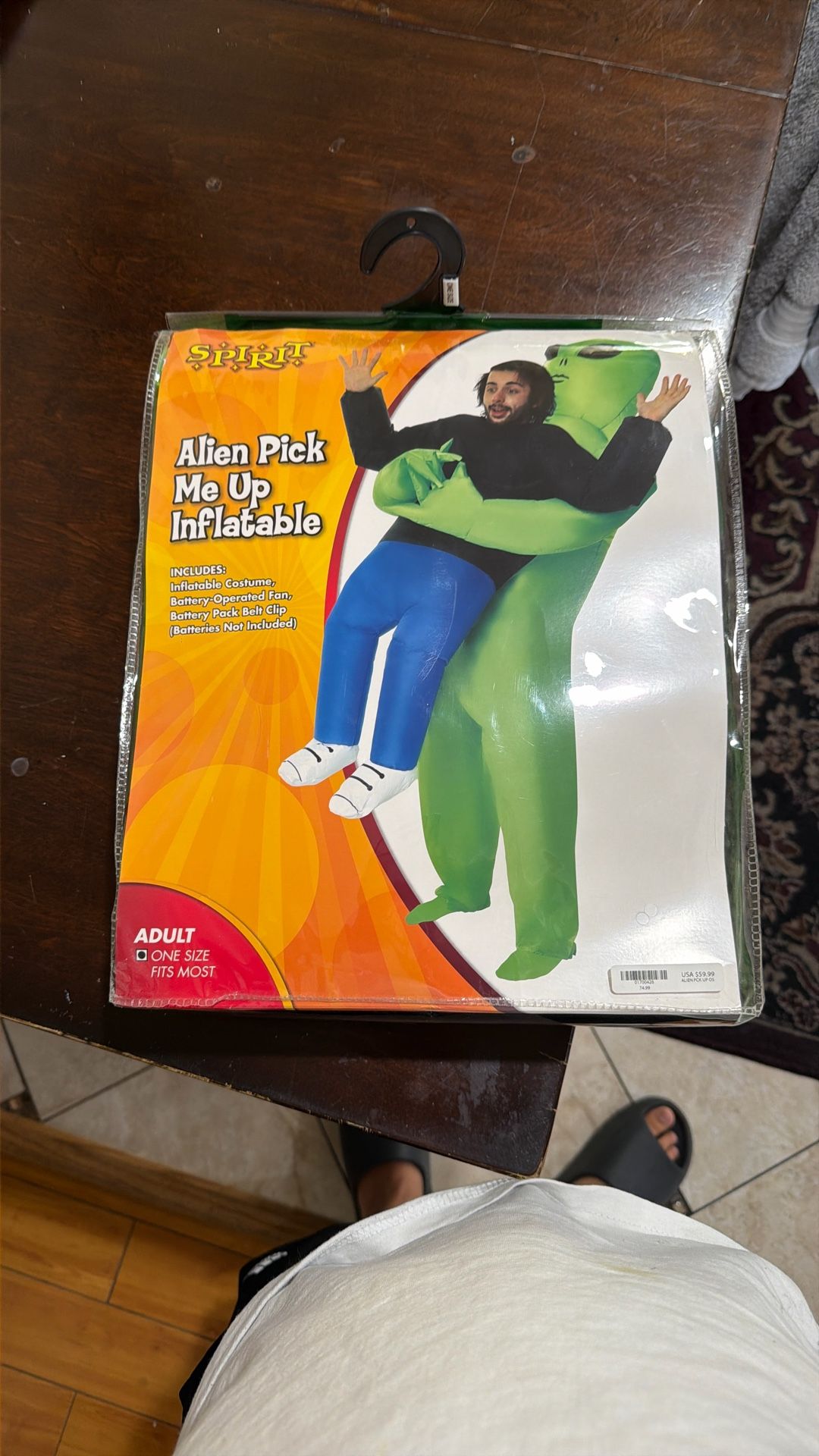 Alien Pick Me Up Inflatable