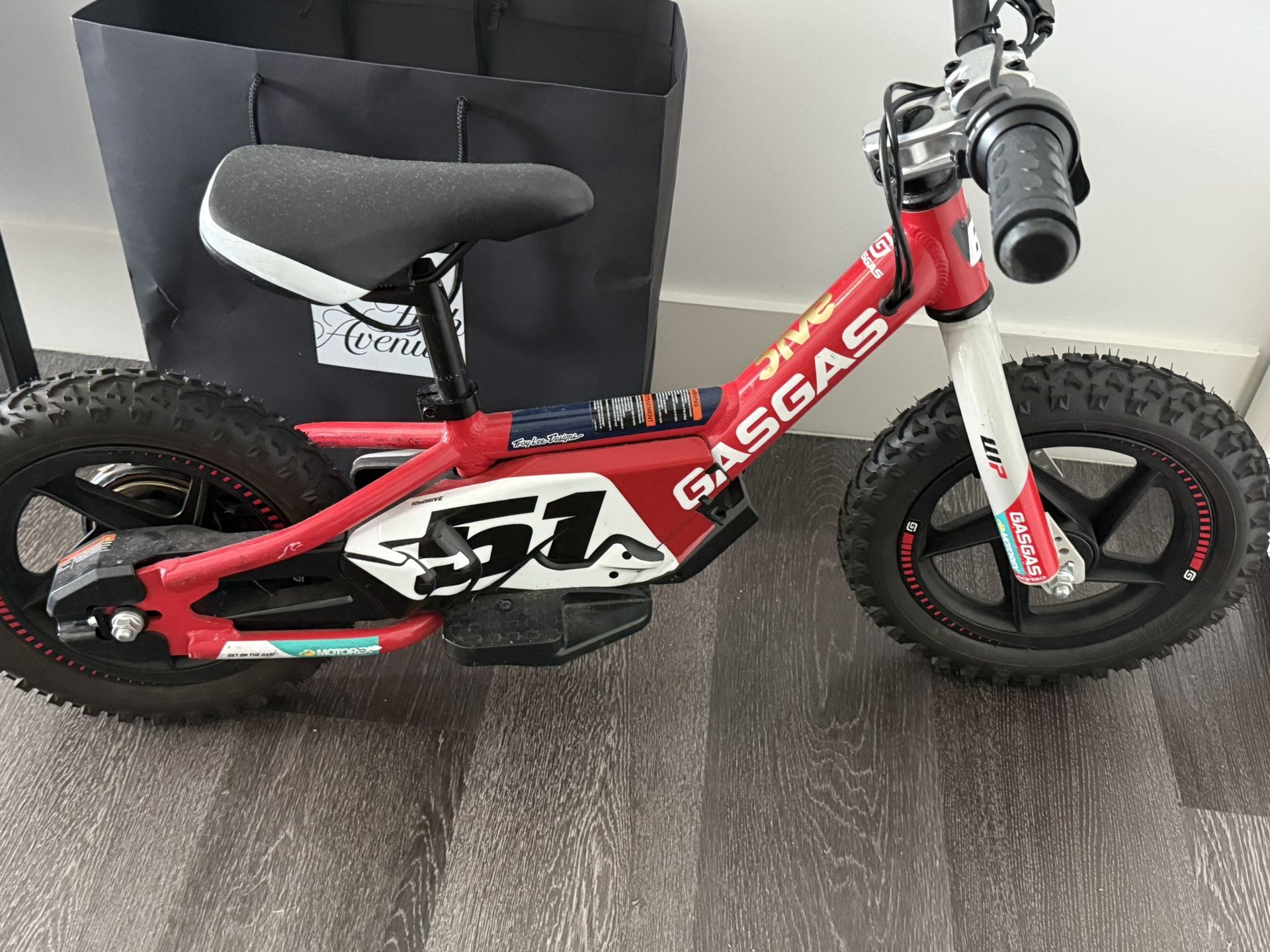 Stacy 12” Réplica Gas Gas Like New
