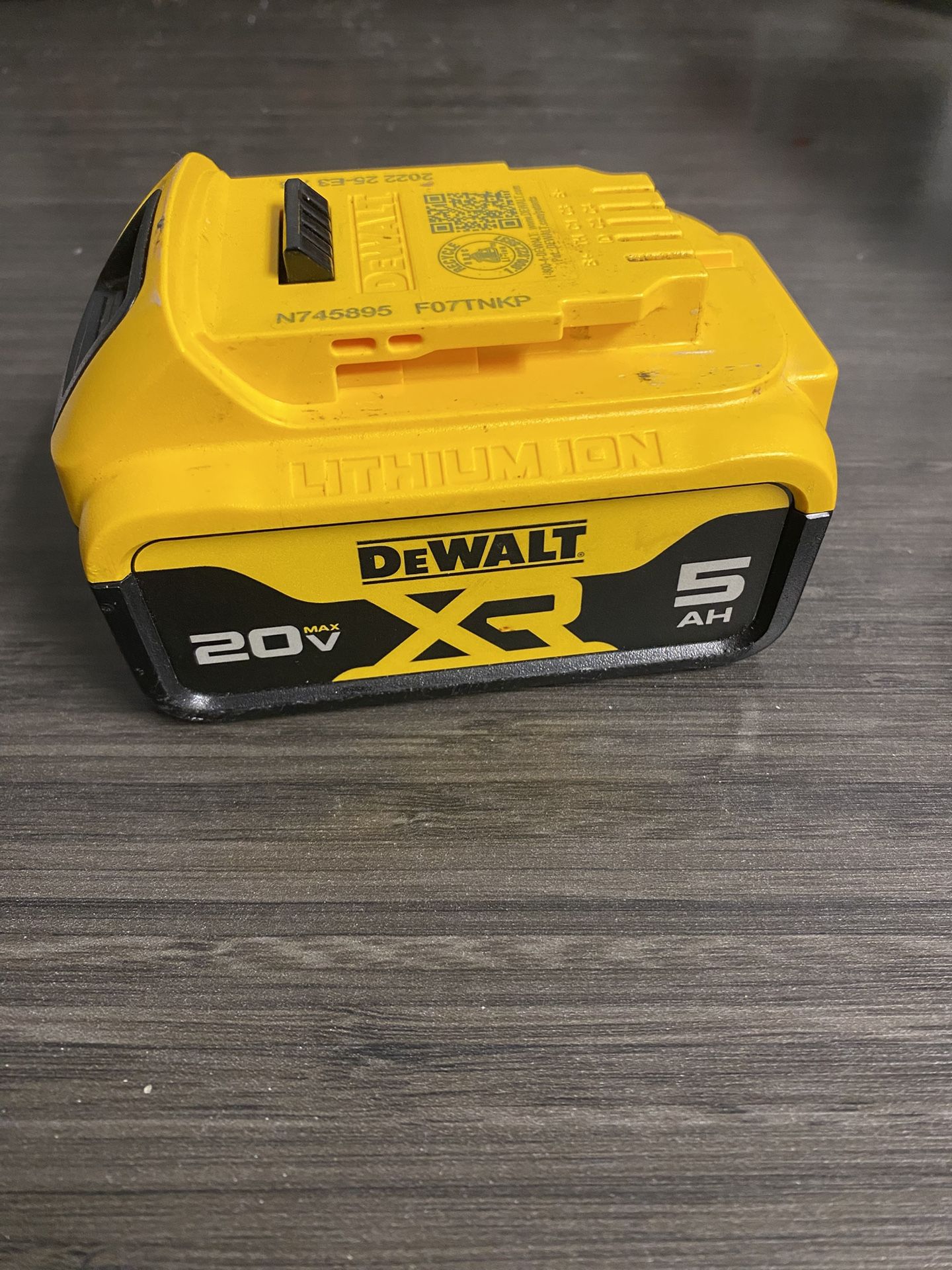 Dewalt Battery
