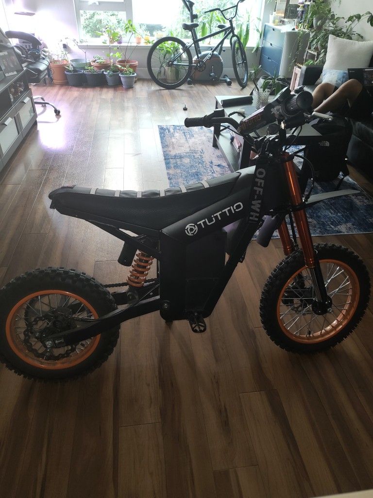 NEW Electric Dirt Bike Assembled