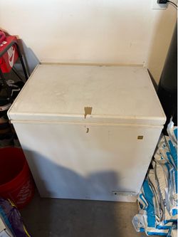GE Chest Freezer
