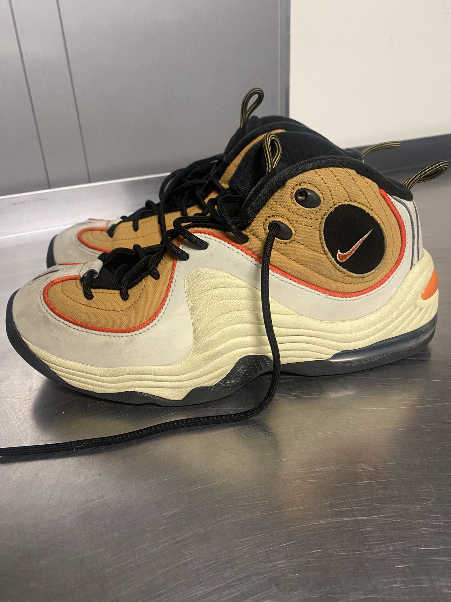Nike Air Penny Hardaway 2 Size 9.5 Orange / Wheat Gold