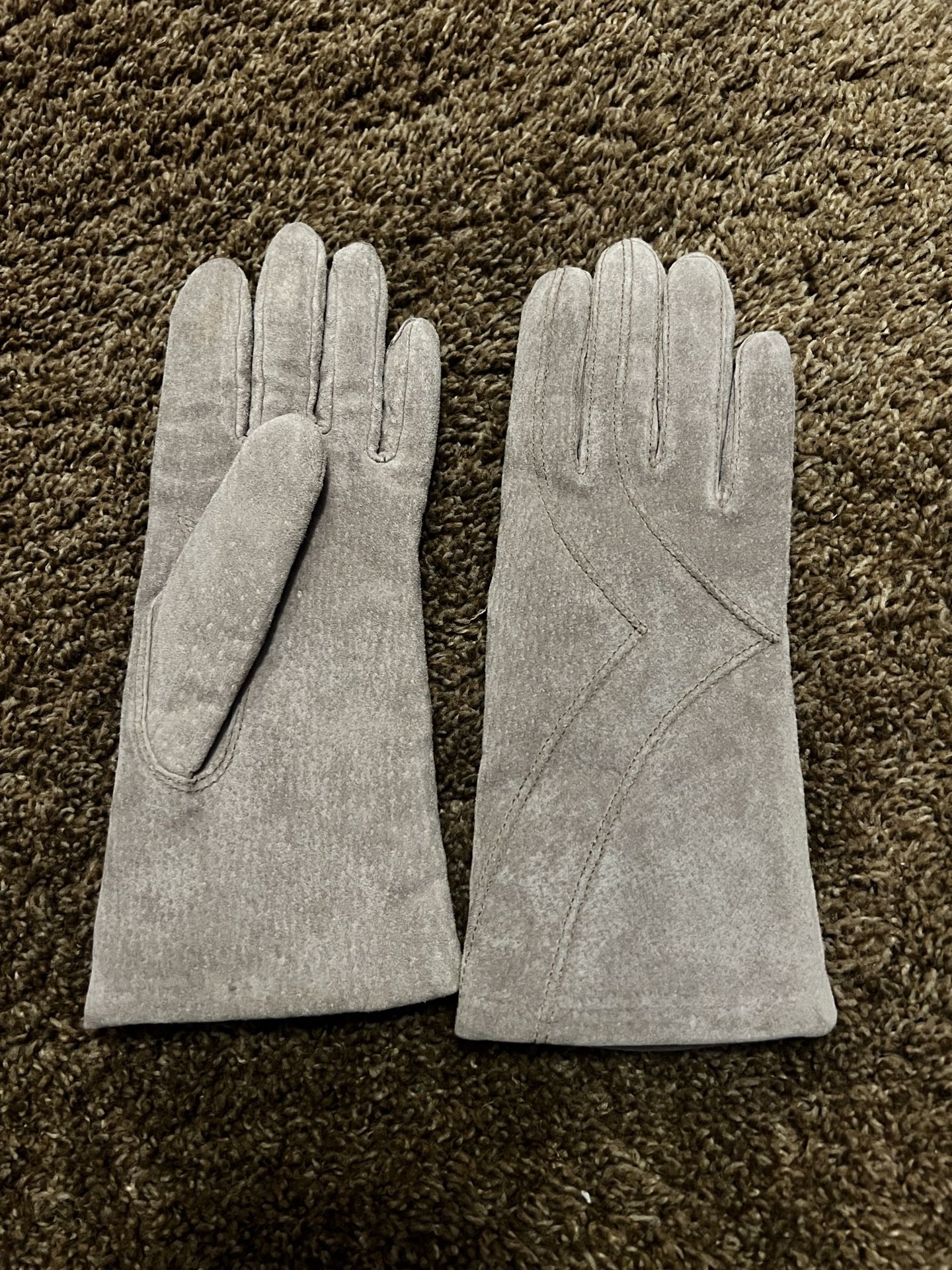 Women’s Gloves Size Small