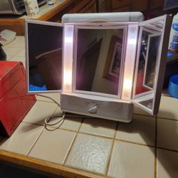 Lighted Makeup Mirror