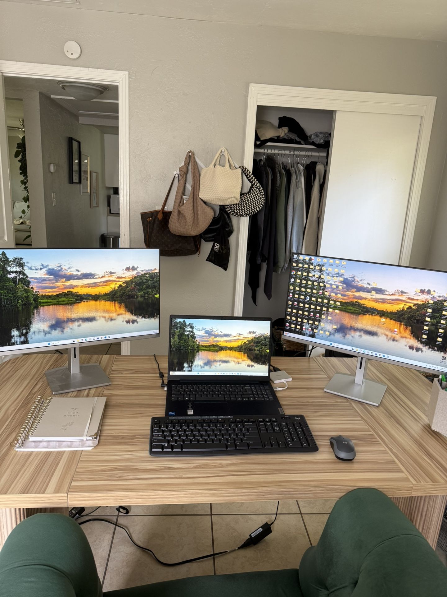 HP Desktop Monitors With Keyboard And Mouse