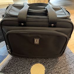 Travelpro Flightcrew5 Multipurpose Tote