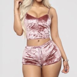 Women’s Velvet Pajama Set