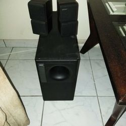 Bose speaker set