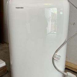 Toshiba Air conditioner 