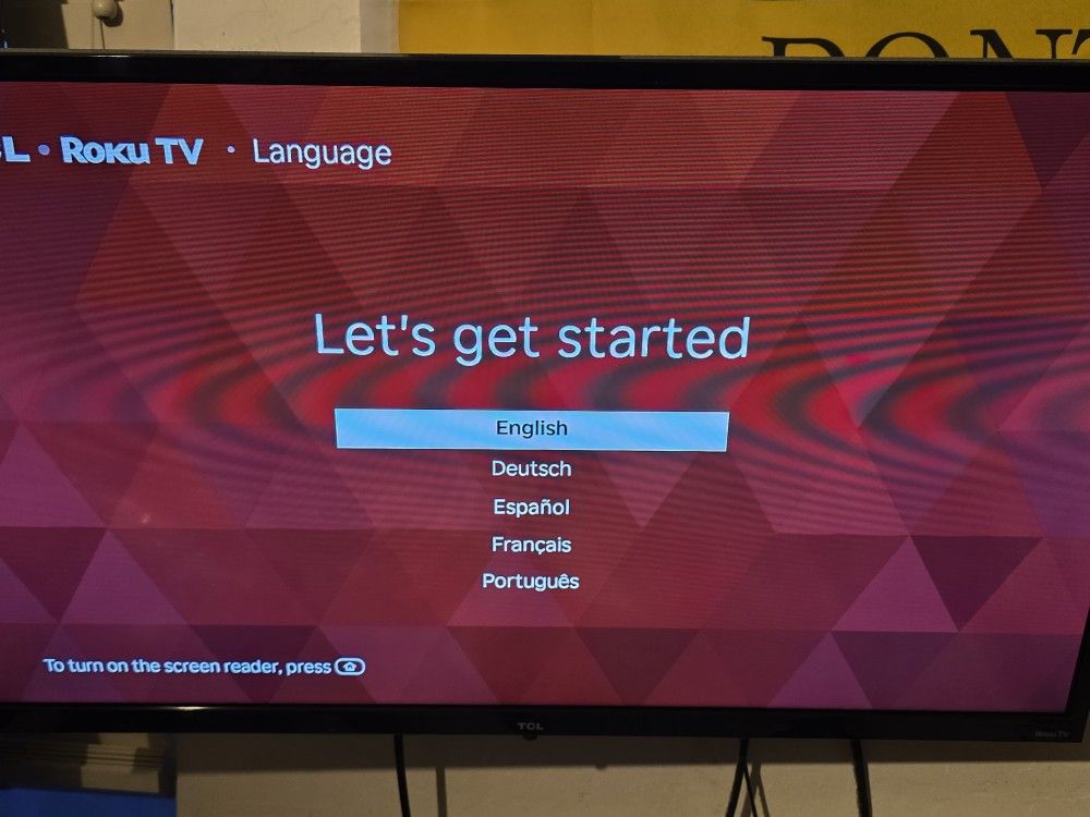 TCL 32" Roku TV.