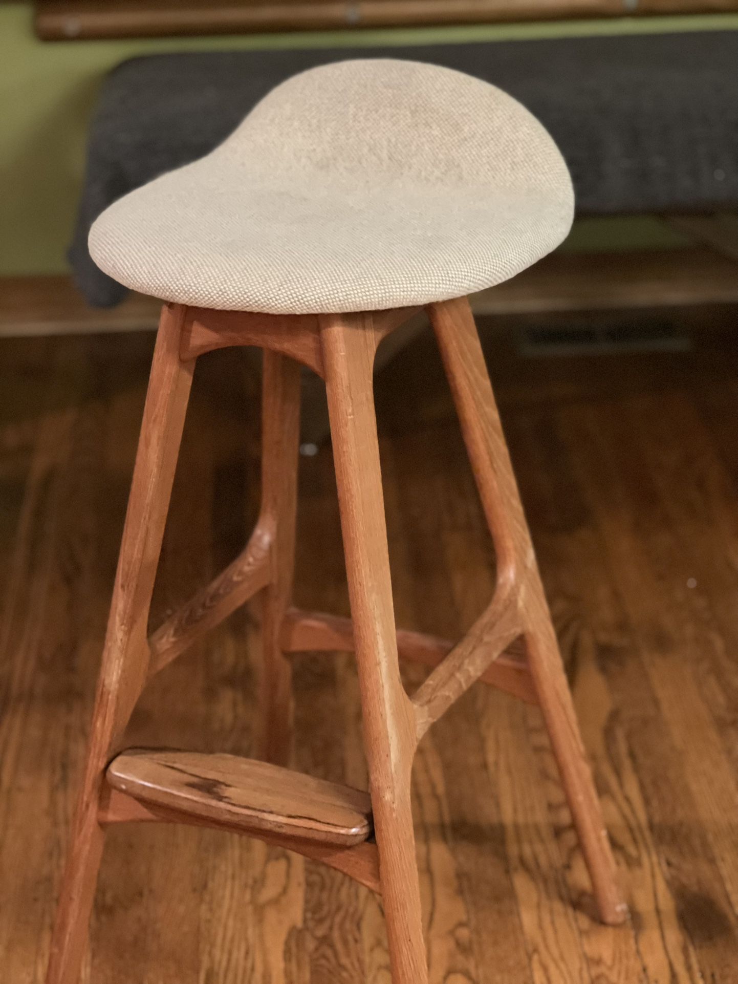 Mobler Stool