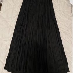 Black maxi skirt fits XS,S,M