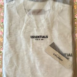 Essentials Tee